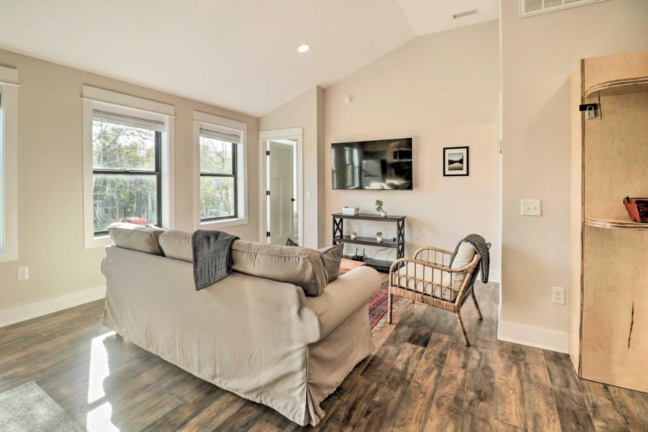 Bright Crozet Apartment With Mountain Views! Exterior photo
