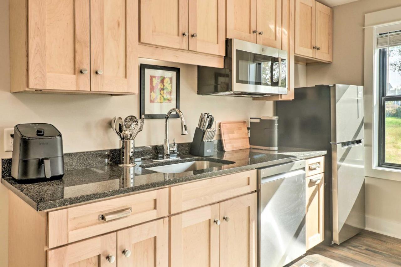 Bright Crozet Apartment With Mountain Views! Exterior photo